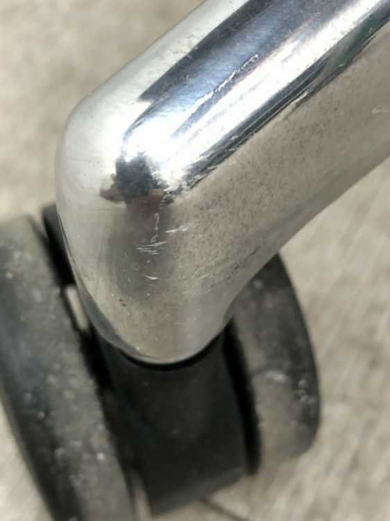 コクヨBezel(ベゼル)チェア 固定肘付ベゼルチェア 商品画像8