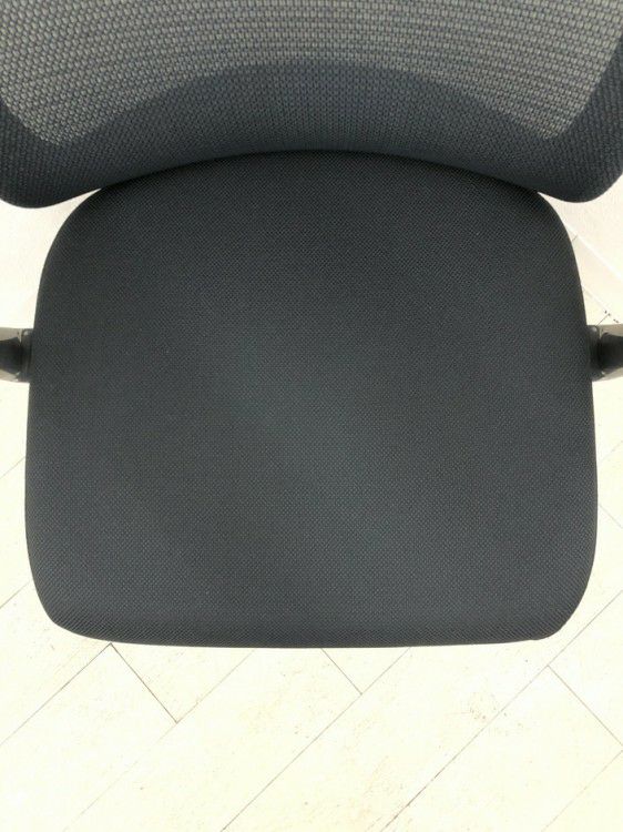 コクヨBezel(ベゼル)チェア 固定肘付ベゼルチェア 商品画像9