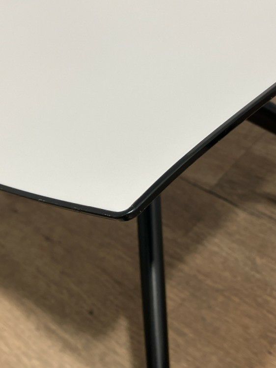 arper（アルペール）キャティファ46シリーズ ミーティングチェア4脚セット 商品画像5