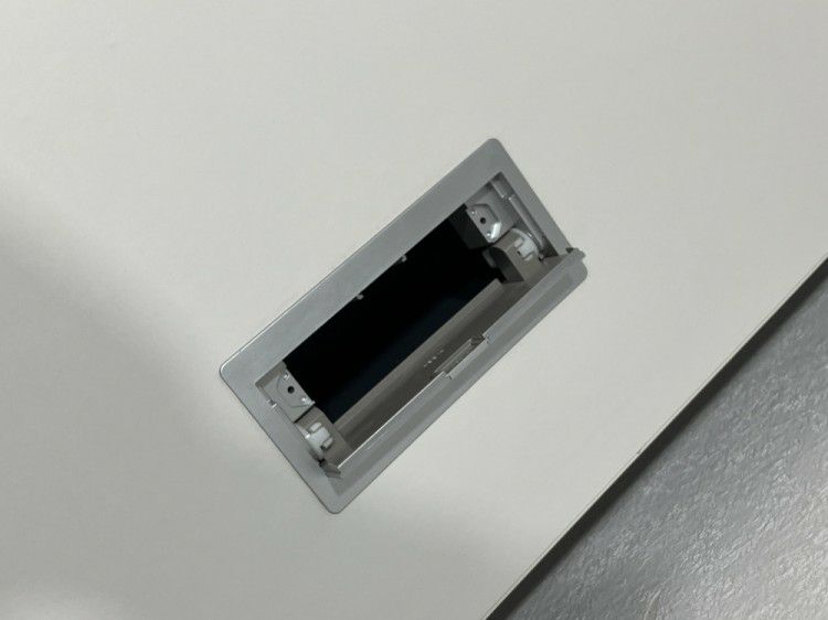 イトーキコンシアシリーズ サイドスタックテーブル 商品画像6