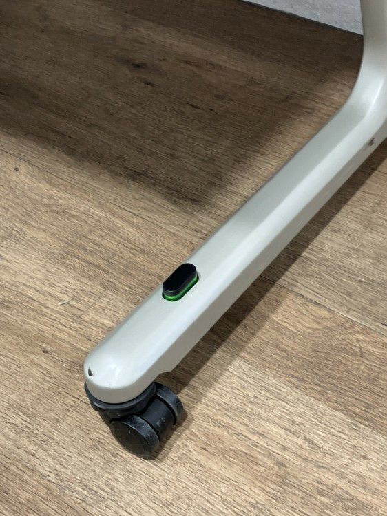 イトーキコンシアシリーズ サイドスタックテーブル 商品画像8