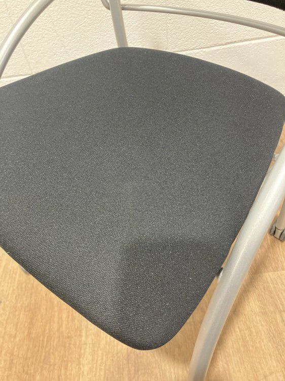 イトーキプリエ2シリーズ ネスティングチェア4脚セット 商品画像6