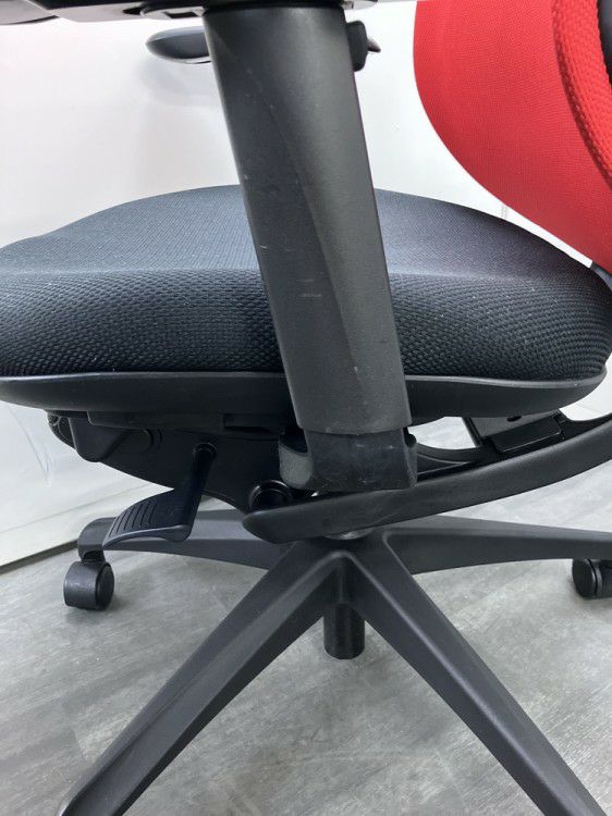 INABA/イナバyera(イエラ)チェア 可動肘付イエラチェア 商品画像10