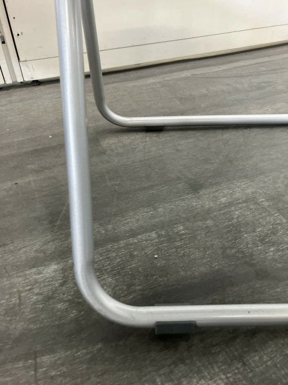 イトーキラムダシリーズ 折畳パイプイス 商品画像6