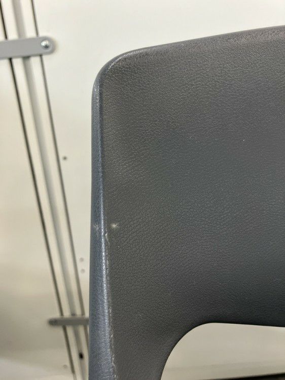 イトーキラムダシリーズ 折畳パイプイス 商品画像8