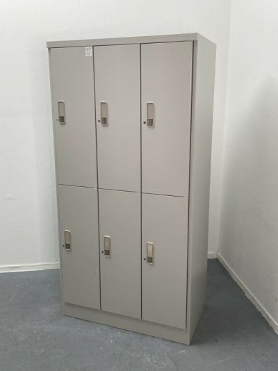 イトーキ6人用ロッカー 商品画像1