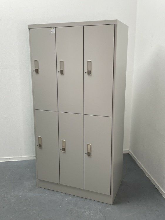 イトーキ6人用ロッカー 商品画像1