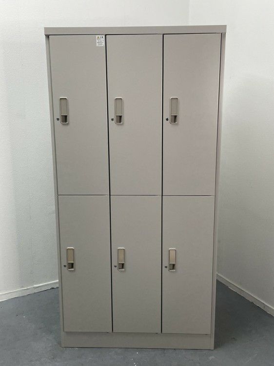 イトーキ6人用ロッカー 商品画像2