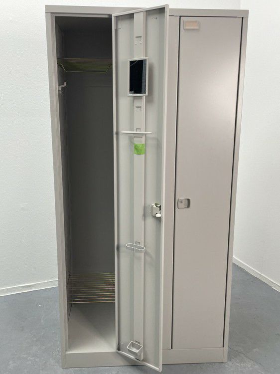 イトーキL型ロッカーシリーズ 3人用ロッカー 商品画像7