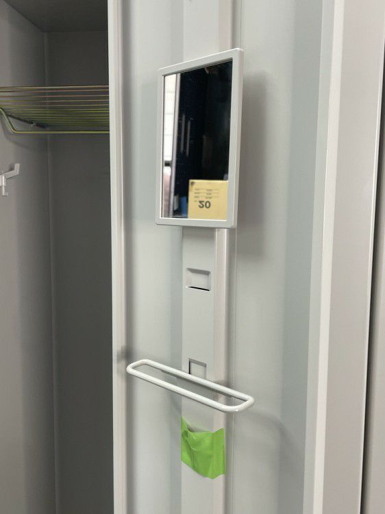 イトーキL型ロッカーシリーズ 3人用ロッカー 商品画像10