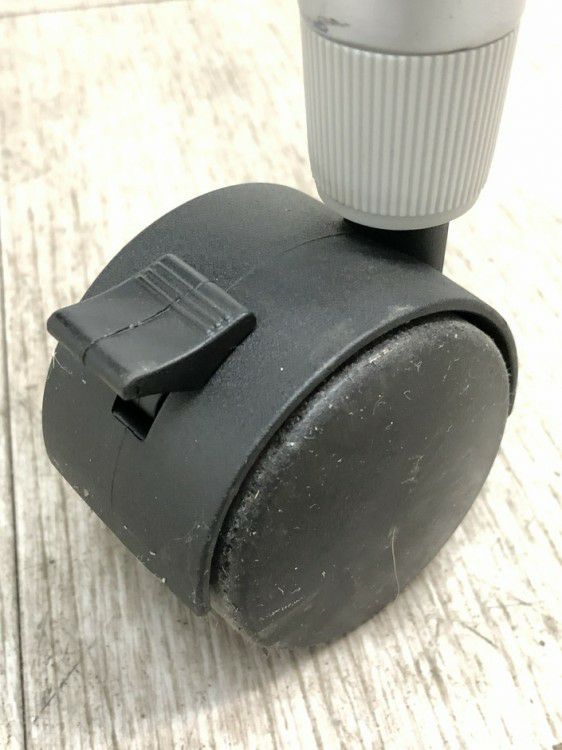 コクヨLeafline(リーフライン)シリーズ 1200平行スタックテーブル 商品画像16