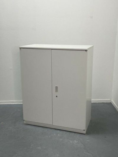 イトーキシンラインシリーズ 両開き書庫 商品画像1