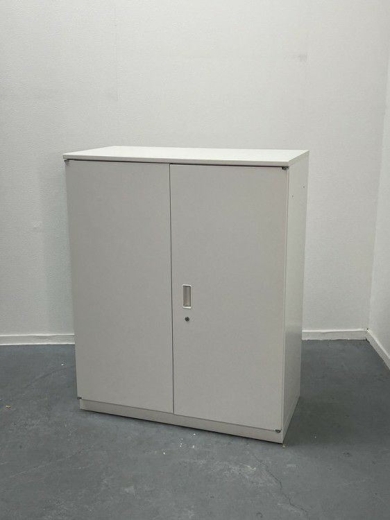 イトーキシンラインシリーズ 両開き書庫 商品画像1