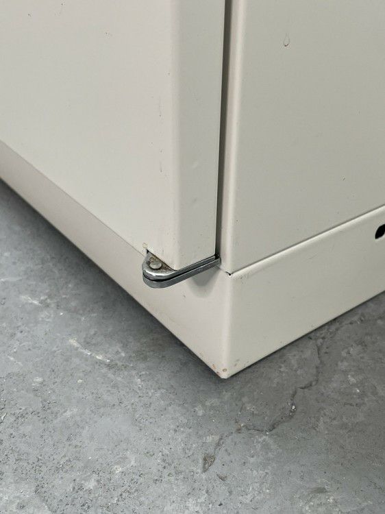 イトーキシンラインシリーズ 両開き書庫 商品画像5