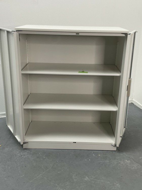 イトーキシンラインシリーズ 両開き書庫 商品画像7