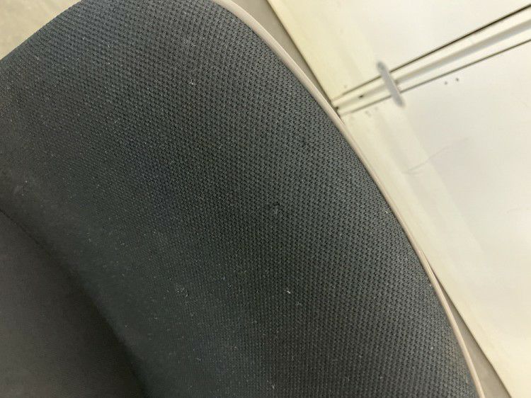 イトーキLKシリーズ スタッキングチェア4脚セット 商品画像7