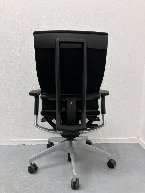 イトーキ可動肘付スピーナチェア 商品画像4