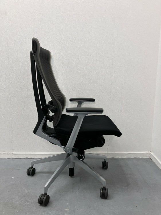 イトーキスピーナ（Spina）チェア 固定肘付スピーナチェア　 商品画像3