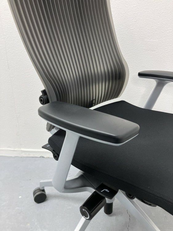 イトーキスピーナ（Spina）チェア 固定肘付スピーナチェア　 商品画像7