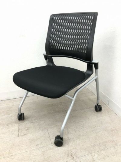 コクヨオルディナシリーズ ネスティングチェア 商品画像1