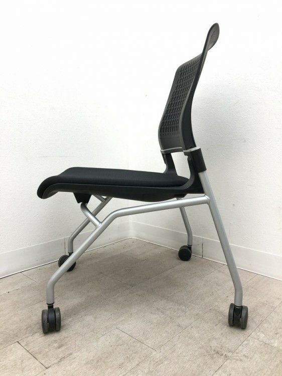 コクヨオルディナシリーズ ネスティングチェア 商品画像3