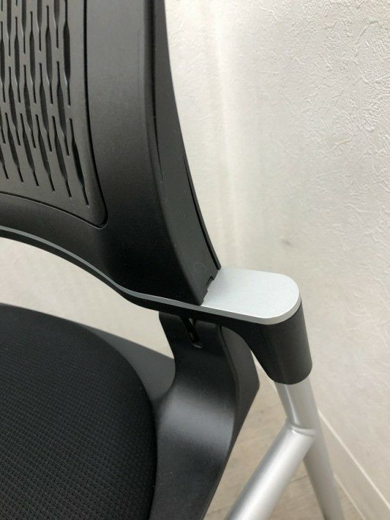 コクヨオルディナシリーズ ネスティングチェア 商品画像10