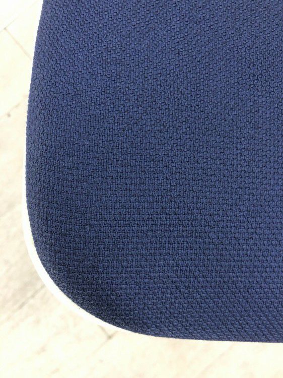 オカムラ9370シリーズ スタッキングチェア 商品画像9