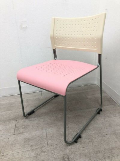 アイリスチトセスタッキングチェア 商品画像1