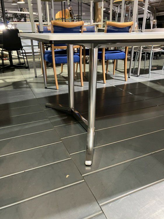 オカムララティオシリーズ 4800ミーティングテーブル 商品画像9