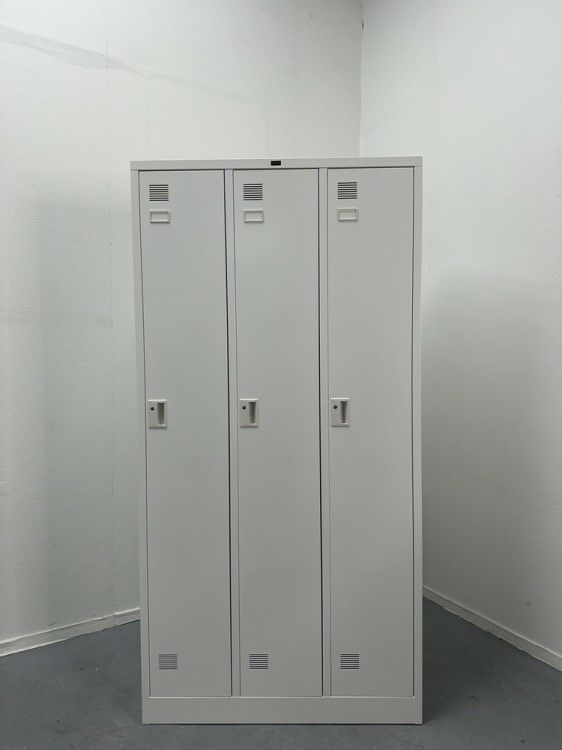 ウチダ（内田洋行）NSシリーズ 3人用ロッカー 商品画像2