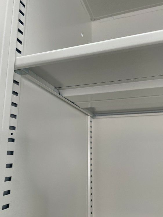 イトーキシンラインシリーズ 両開きラテラル上下書庫 商品画像10