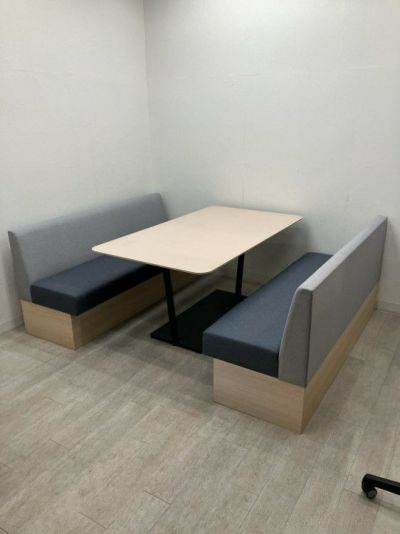 相合家具ボクストンシリーズ/リージョンシリーズ コクヨ ミーティングブース3点セット 商品画像1