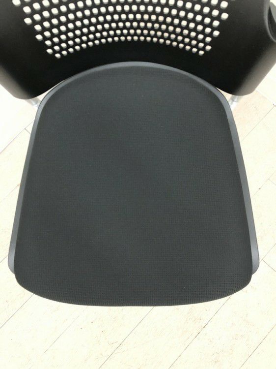 プラスチェダーCシリーズ ミーティングチェア4脚セット 商品画像7