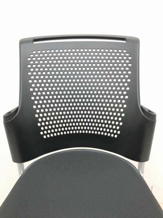 プラスチェダーCシリーズ ミーティングチェア4脚セット 商品画像15