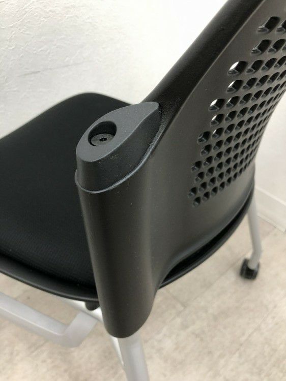 プラスチェダーCシリーズ ミーティングチェア4脚セット 商品画像18