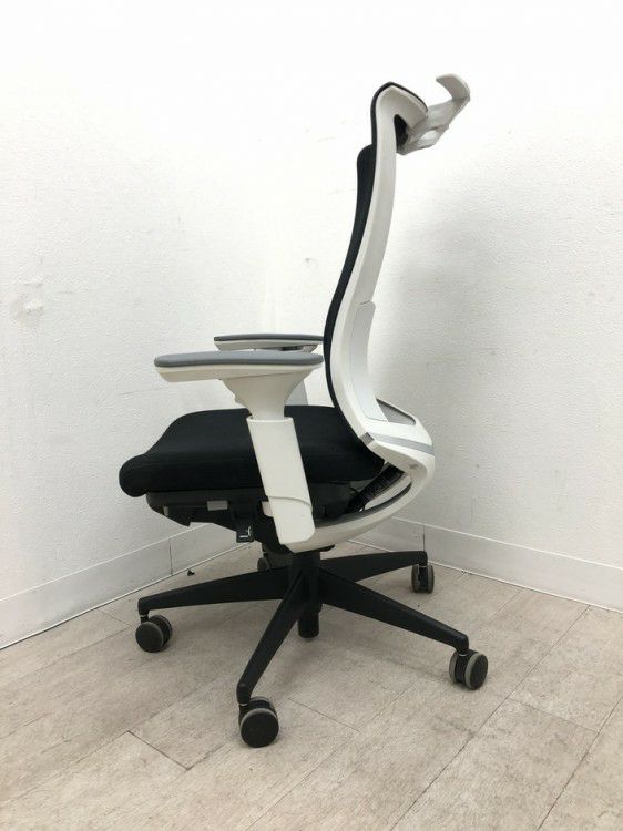 プラスBezel(ベゼル)チェア 可動肘付ベゼルチェア 商品画像4