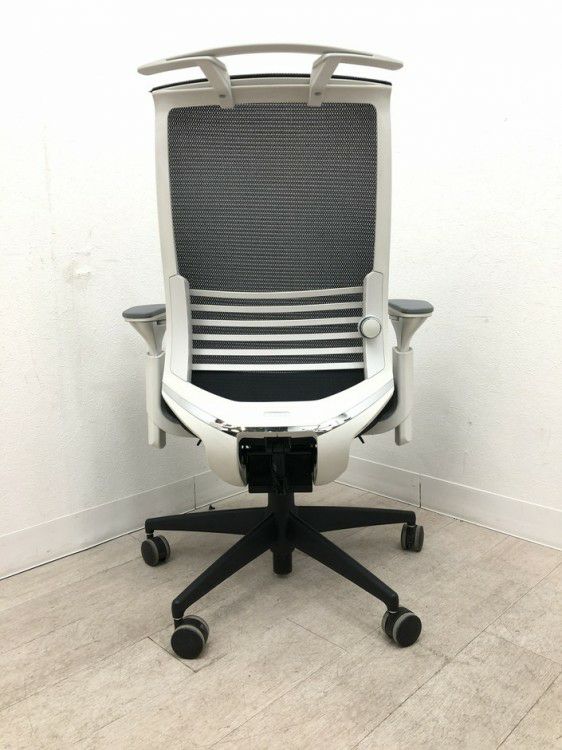 プラスBezel(ベゼル)チェア 可動肘付ベゼルチェア 商品画像5