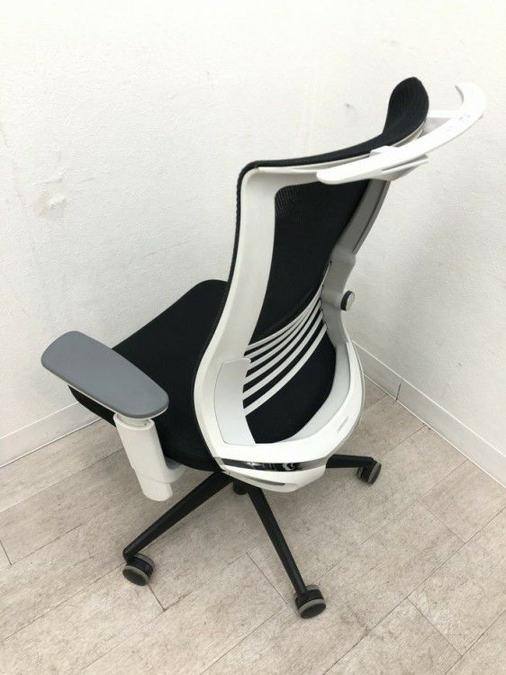 プラスBezel(ベゼル)チェア 可動肘付ベゼルチェア 商品画像16