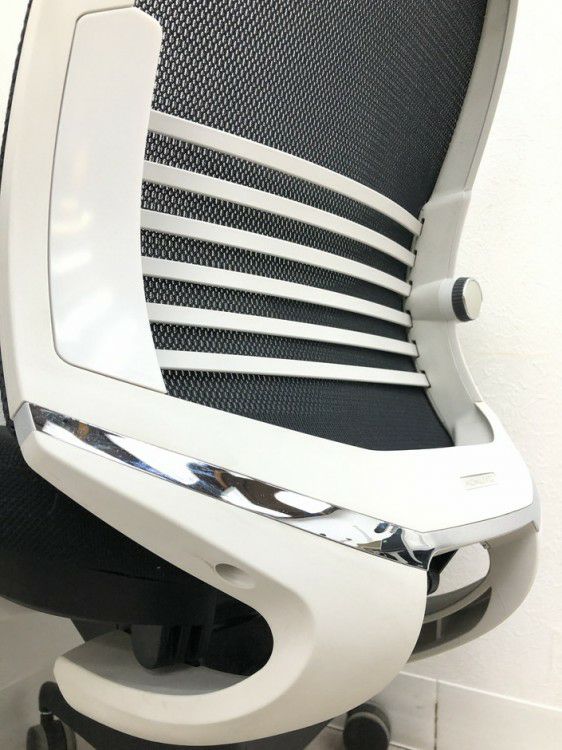 プラスBezel(ベゼル)チェア 可動肘付ベゼルチェア 商品画像20