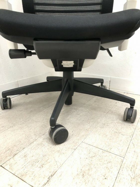 プラスBezel(ベゼル)チェア 可動肘付ベゼルチェア 商品画像23