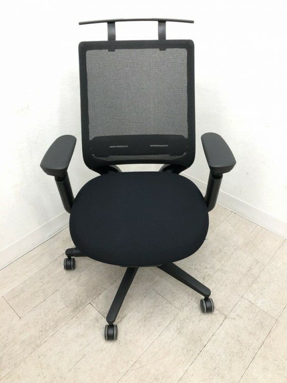 コクヨMitra2（ミトラ2）チェア 可動肘付ミトラ2チェア 商品画像2