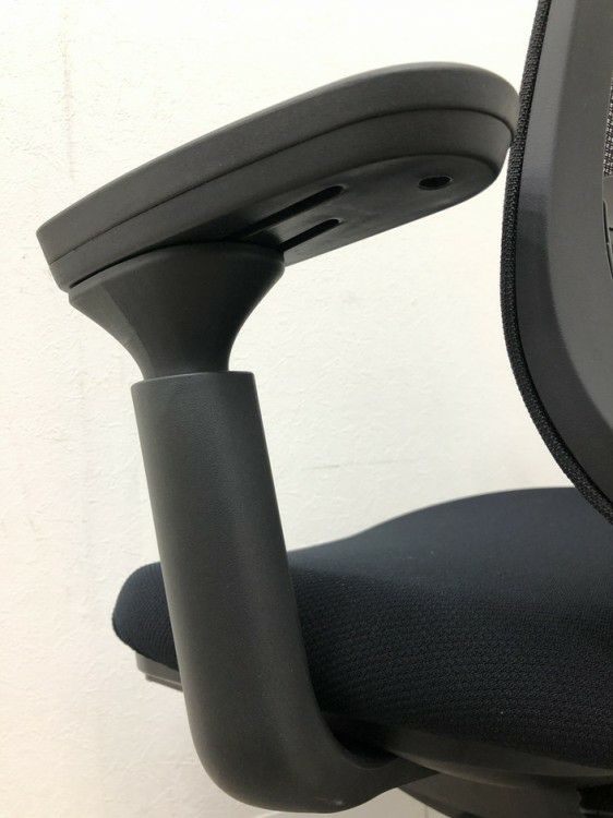 コクヨMitra2（ミトラ2）チェア 可動肘付ミトラ2チェア 商品画像16