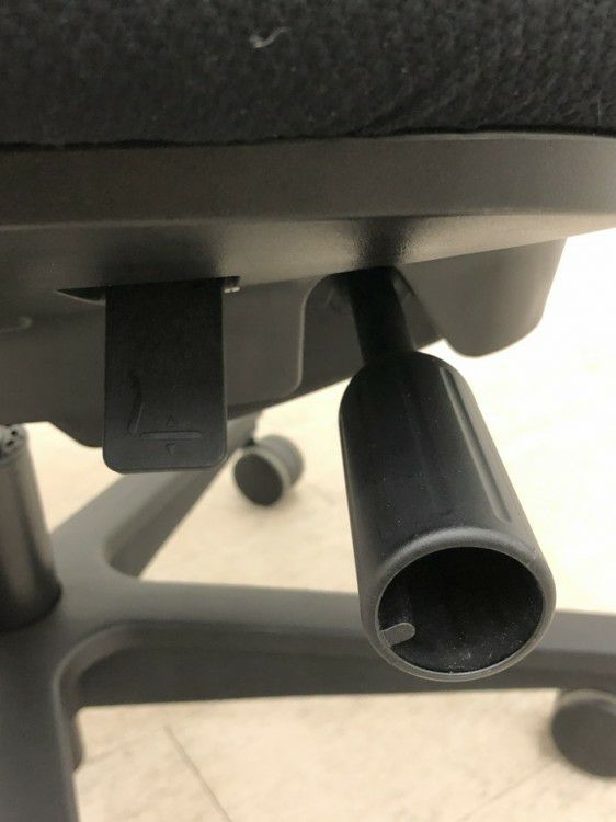 コクヨMitra2（ミトラ2）チェア 可動肘付ミトラ2チェア 商品画像20