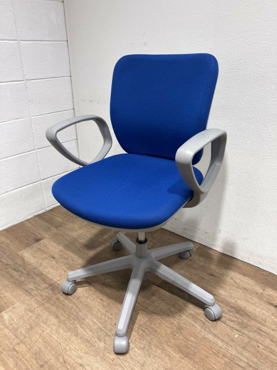 ライオンNo.290シリーズ 固定肘付オフィスチェア 商品画像9