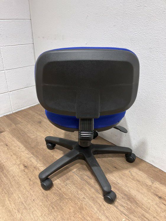 ライオンコンパクトチェアシリーズ オフィスチェア 商品画像7