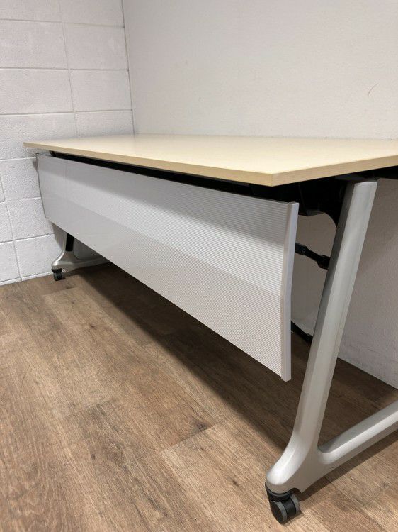 イトーキコンシアシリーズ サイドスタックテーブル 商品画像4