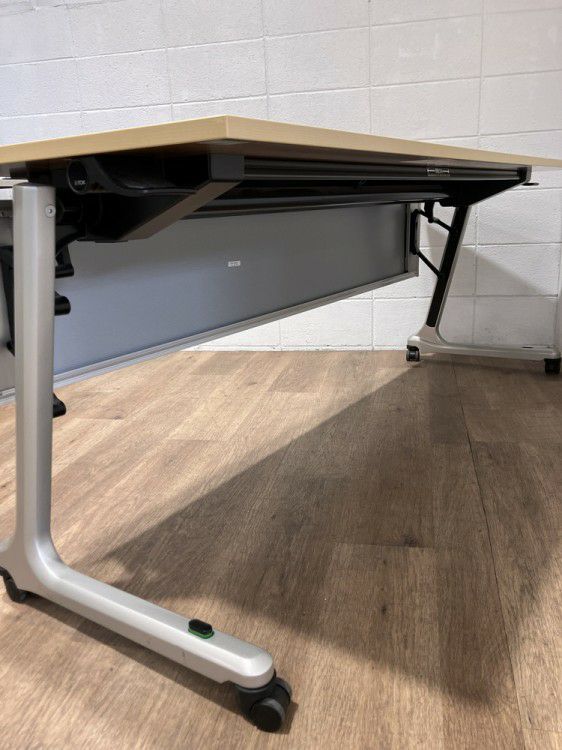 イトーキコンシアシリーズ サイドスタックテーブル 商品画像6