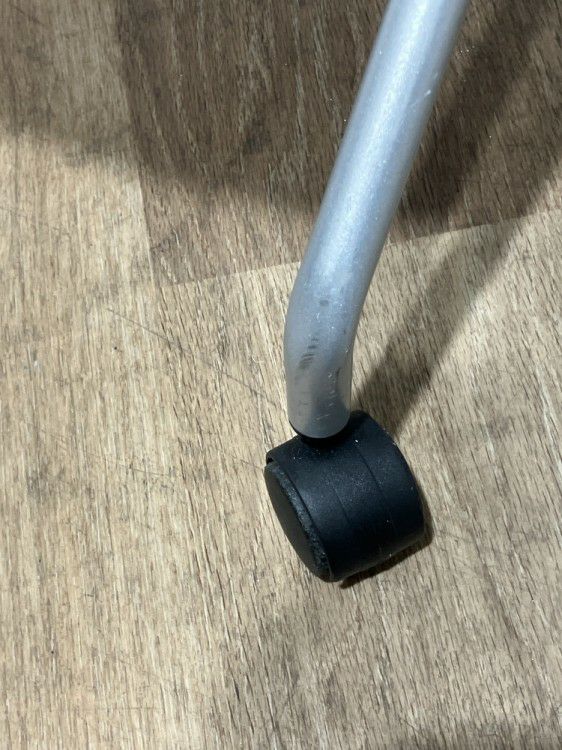 イトーキマノス(MANOSS)シリーズ ネスティングチェア４脚セット 商品画像7