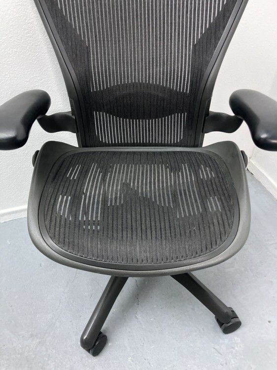 HermanMiller（ハーマンミラー）固定肘付アーロンチェア 商品画像6