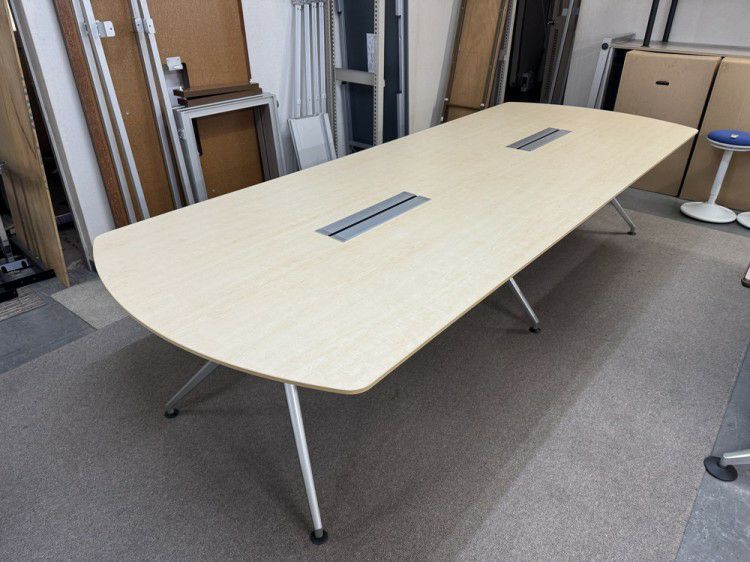 イトーキDDシリーズ 3200ミーティングテーブル 商品画像1